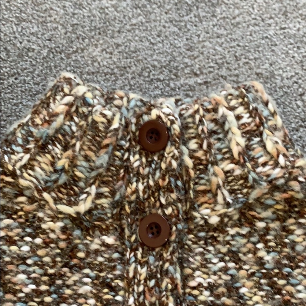 Sweater - Picture 2 of 4
